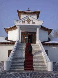 藏传佛教僧人在图瓦共和国向囚犯说法