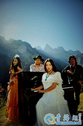 藏区一线歌手联合打造新专辑《回归巴拉格宗》