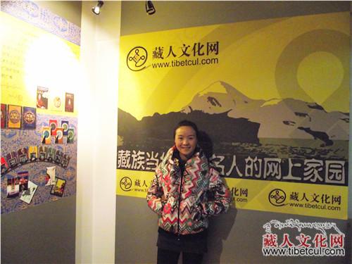 藏族青年母语歌手仁增卓玛做客藏人文化网