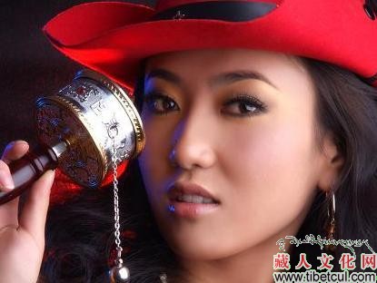 藏族两美女歌手藏人文化网开博