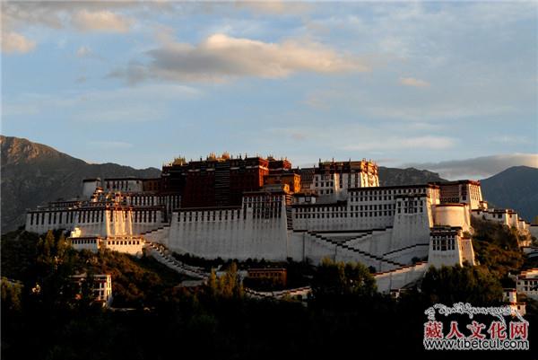 藏人称内地皇帝为“文殊大皇帝”始于乾隆？