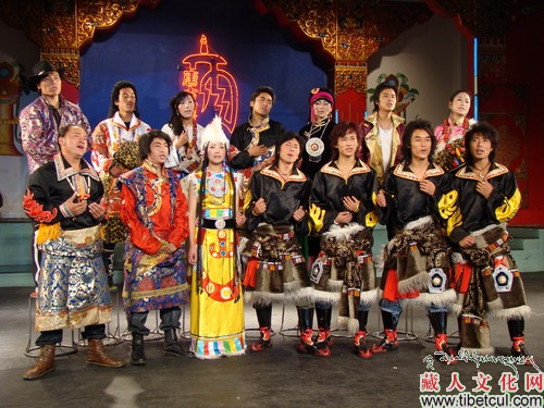 藏族青年歌手再次齐聚录歌赈灾