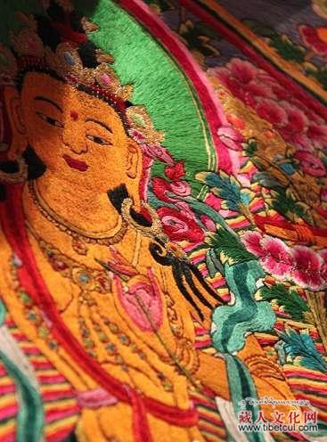 藏族传统绣饰艺术：青海贵南藏绣开辟农牧区妇女致富路