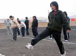 传统藏族游戏“冈多”进入高校体育课堂