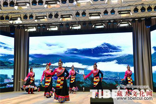 西藏自治区八宿县第三届然乌来古旅游峰会开幕