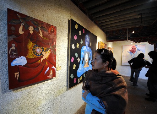 藏汉青年拉萨举办“心境”绘画展