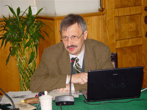 俄罗斯科学院乌斯宾斯基教授在藏研中心举办讲座