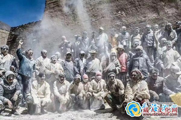 青海称多县卓木齐古村糌粑狂欢节4月7日拉开帷幕