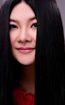 劳特斯辰美术馆在京开馆 西藏人物画绘汉藏和谐