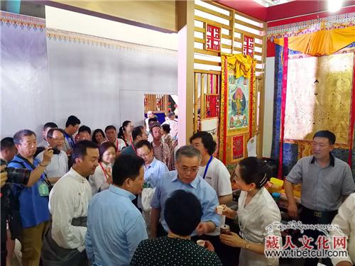 白噶尔公司代表甘肃参加藏羌彝文化产业走廊展览