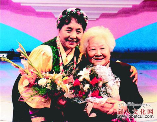 才旦卓玛获中国文联"终身成就音乐艺术家"称号