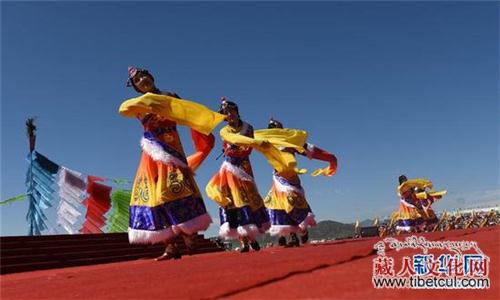 第十一届格萨尔赛马节在甘肃玛曲开幕 为期5天