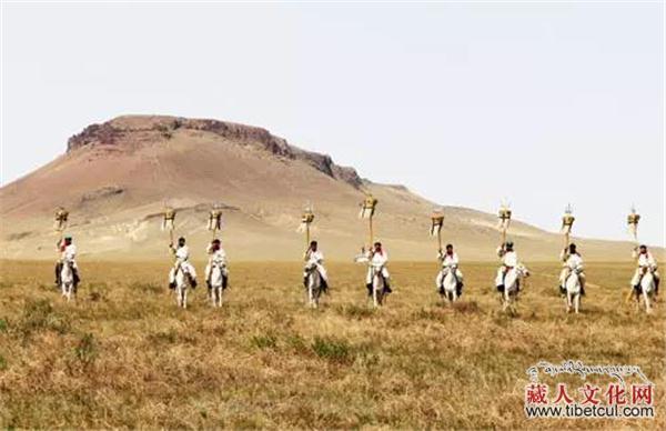 内蒙阿巴嘎旗举办成吉思宝格都乌拉圣山祭祀