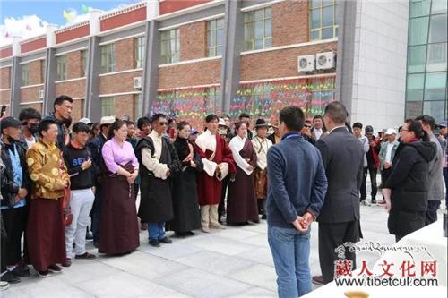 2018年那曲羌塘恰青格萨尔赛马艺术节书法展举办