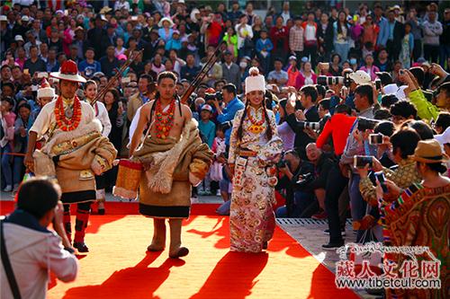 世界旅游形象大使中国少数民族赛区颁奖盛典举行