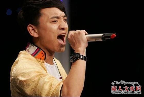 天籁之声突围赛上：藏族 RAP小伙嘉央第一个杀入三十强