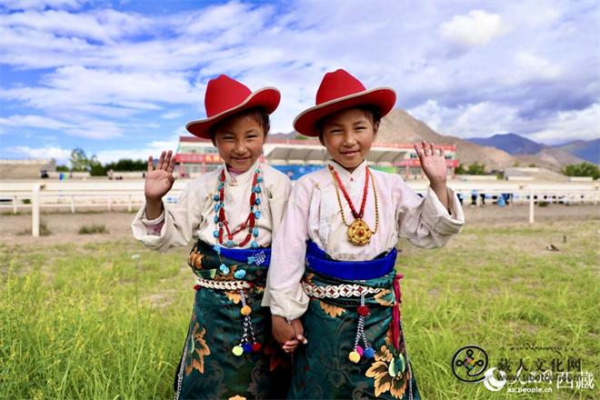 西藏拉萨：农牧民运动会“赛”出幸福生活10.jpg