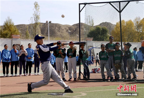 MLB中国棒球发展中心在青海海南州选秀