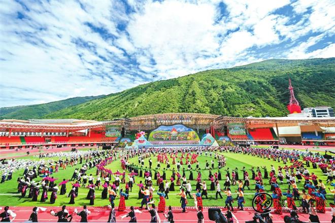 三大龙头景区引领 阿坝文旅全域绽放1.jpg