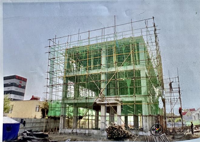 兴建中的“亘珠”公司大楼.jpg