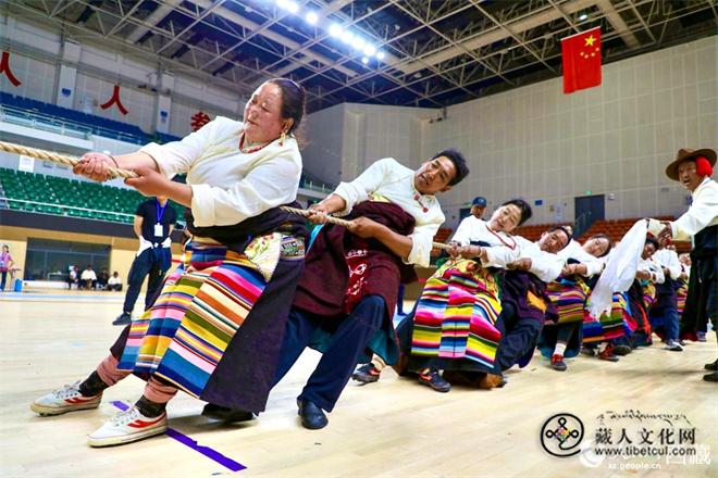 西藏拉萨：农牧民运动会“赛”出幸福生活5.jpg