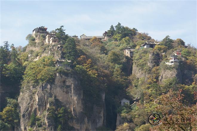 崆峒山主峰天台山.JPG