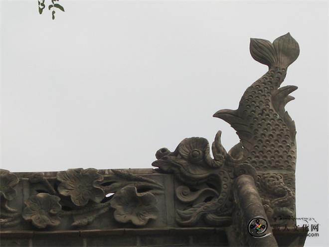 蔡家寺屋檐上的脊兽之一.jpg