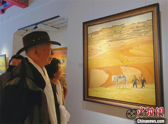 画家张鹰油画作品展 再现西藏过去50年3.jpg