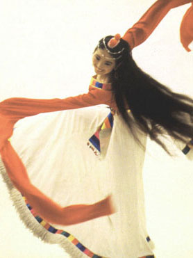 舞蹈家卓玛年轻照片图片