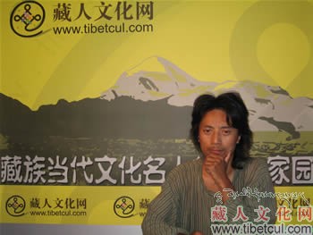 “双语作家是藏汉语言之间的桥梁”