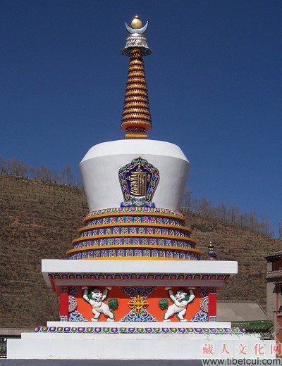 西藏的佛塔